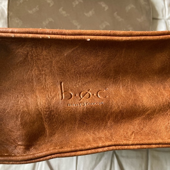 B.O.C. Vegan/faux leather shoulder saddle bag - Picture 10 of 14